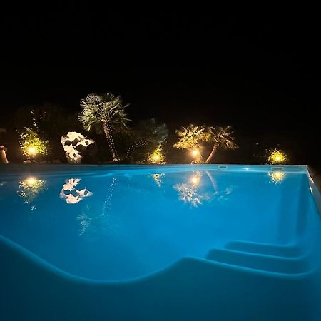 Villa Niloan ออลเบีย ภายนอก รูปภาพ